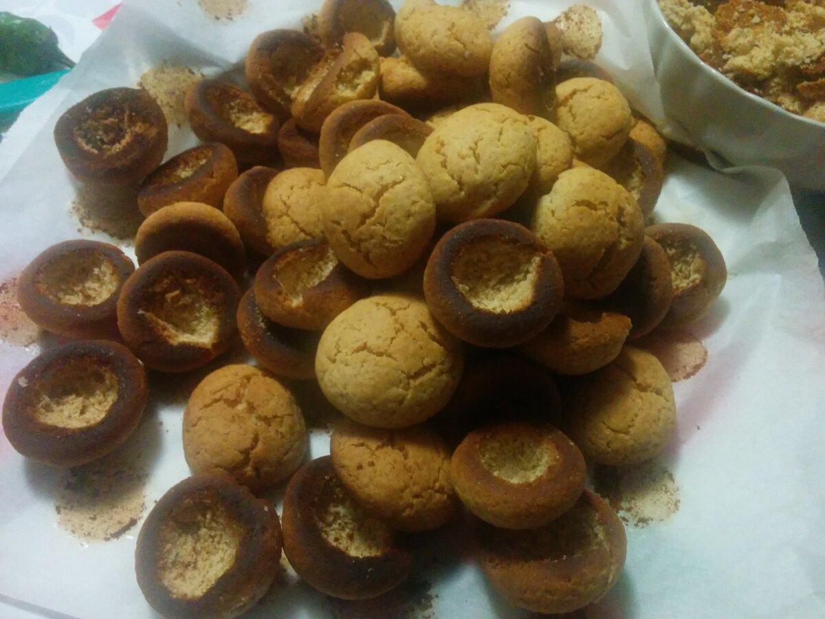 Hollowed medenki ready for filling
